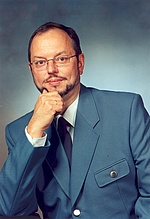 Dr. Georg Thiel